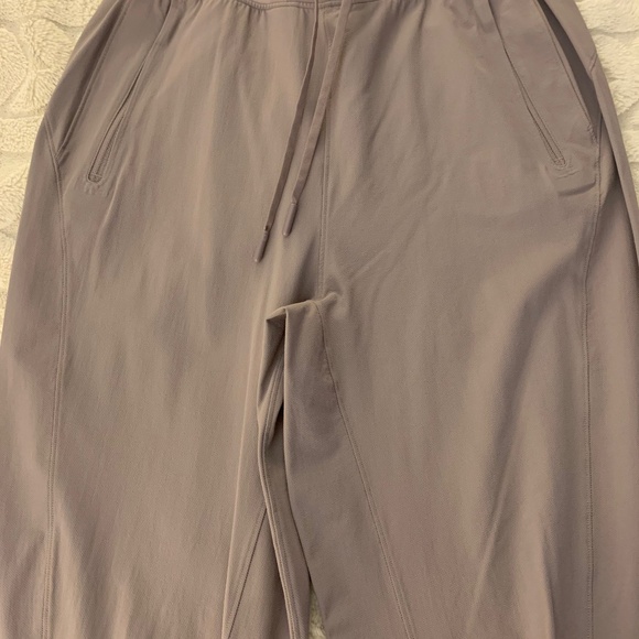 Purple lululemon joggers - Picture 1 of 4